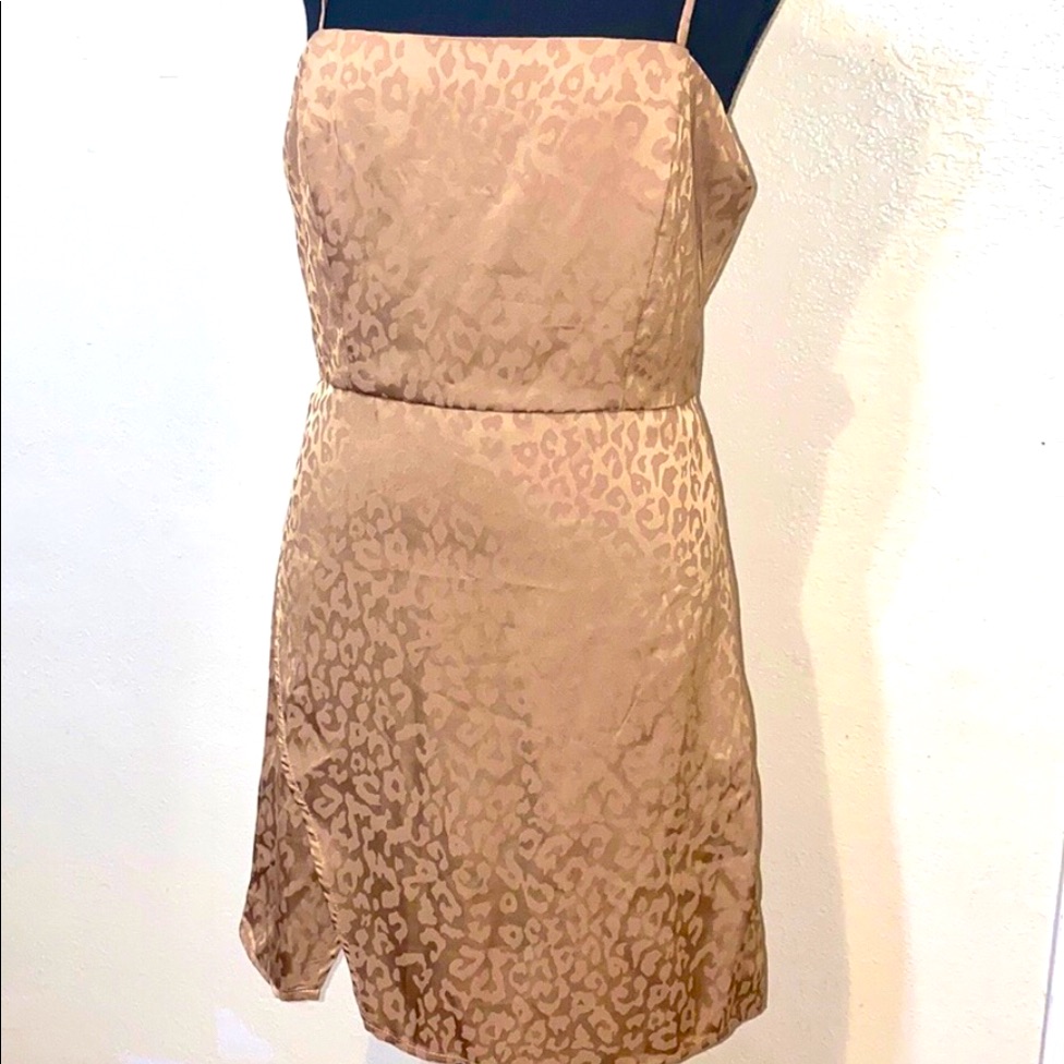 Brand New Forever 21 Cheetah Design Cocktail Blk